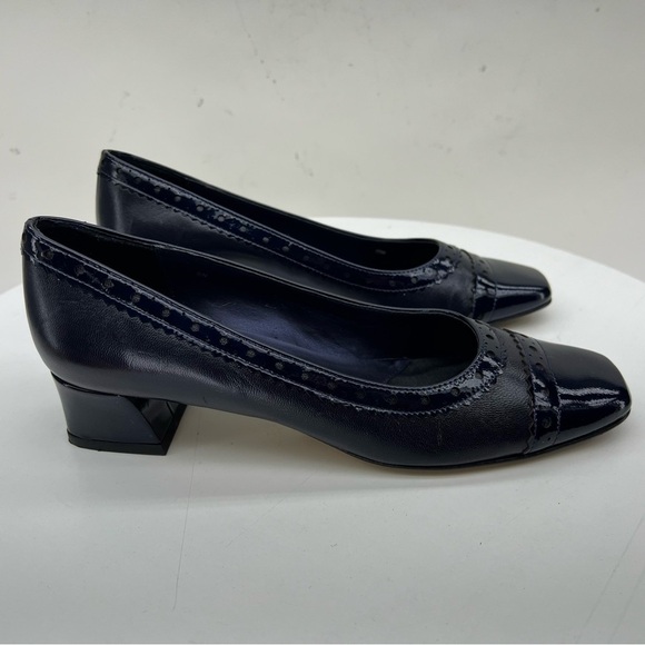 Vaneli Heels Pumps Block Low Heel Square Cap Toe Navy Blue Leather Retro Date - Picture 1 of 15